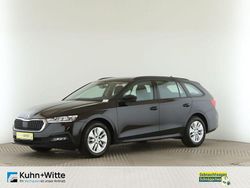 Schwarz Gebraucht 2022 Skoda Octavia Ambition Kombi | 19.925 € (Fairer Preis)