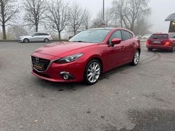 Rot Gebraucht 2014 Mazda 3 Center-Line Limousine | 6.775 € (Fairer Preis)