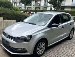 Silber Gebraucht 2016 VW Polo Comfortline Limousine | 8.999 € (Guter Preis)