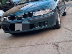 Grün Gebraucht 2000 Mitsubishi Carisma Limousine | 1.600 € (Etwas zu teuer)