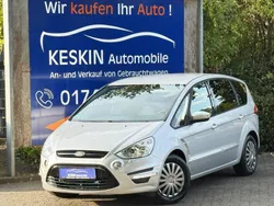 Silber Gebraucht 2013 Ford S-MAX Titanium Van / Kleinbus | 6.490 € (Fairer Preis)