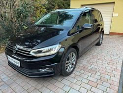 Deep black perleffekt Gebraucht 2017 VW Touran Sound Van / Kleinbus | 18.800 € (Fairer Preis)