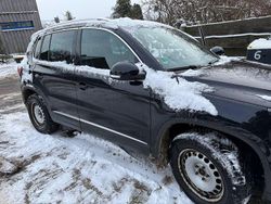 Schwarz Gebraucht 2013 VW Tiguan Life SUV | 12.000 € (Fairer Preis)