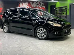 Schwarz Gebraucht 2016 Ford S-MAX S Van / Kleinbus | 11.999 € (Fairer Preis)