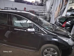 Schwarz Gebraucht 2011 Peugeot 3008 Van / Kleinbus | 2.500 € (Guter Preis)