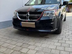Schwarz Gebraucht 2016 Dodge Grand Caravan SXT Van / Kleinbus | 13.500 € (Fairer Preis)