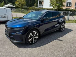 Nachtblaumetallic Gebraucht 2023 Renault Mégane Techno Limousine | 27.990 € (Guter Preis)