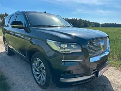 Blau Gebraucht 2022 Lincoln Navigator SUV | 40.000 €