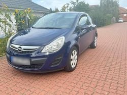 Blau Gebraucht 2012 Opel Corsa Kleinwagen | 2.050 € (Teuer)