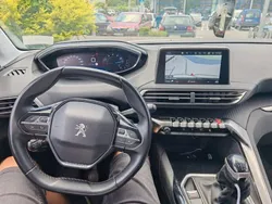 Weiß Gebraucht 2019 Peugeot 5008 Business-Line Van / Kleinbus | 11.500 € (Fairer Preis)