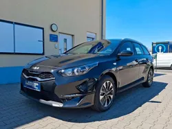 Pearl schwarz metallic/schwarz Neu 2024 Kia Ceed Sportswagon Vision Kombi | 24.090 € (Guter Preis)