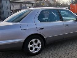 Silber Gebraucht 1997 Lexus LS400 Limousine | 11.500 €