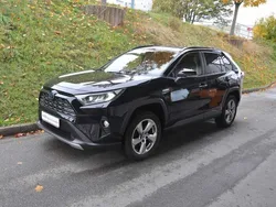 Schwarz Gebraucht 2019 Toyota RAV4 Hybrid Club SUV | 29.800 € (Teuer)