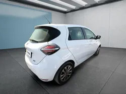 Weiß Gebraucht 2021 Renault Zoe Kleinwagen | 14.199 € (Fairer Preis)