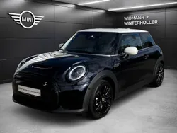 Schwarz Gebraucht 2024 Mini Cooper SE Kleinwagen | 22.750 € (Fairer Preis)