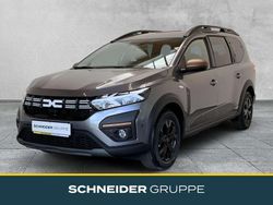 Dolomitgrau Gebraucht 2025 Dacia Jogger Extreme Van / Kleinbus | 25.330 € (Teuer)