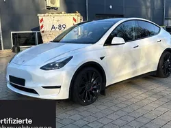Weiß Gebraucht 2023 Tesla Model Y Performance SUV | 36.900 € (Guter Preis)