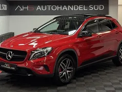 Rot Gebraucht 2016 Mercedes GLA200 SUV | 17.999 € (Fairer Preis)