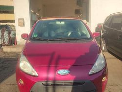 Rot Gebraucht 2009 Ford Ka Kleinwagen | 1.900 €