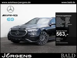 Metalliclack obsidianschwarz Gebraucht 2024 Mercedes E220 AMG Kombi | 59.840 € (Teuer)