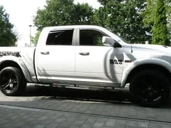 Weiß Gebraucht 2016 Dodge Ram Abholung | 28.890 € (Guter Preis)