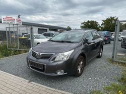 Grau Gebraucht 2011 Toyota Avensis Edition Kombi | 4.990 € (Fairer Preis)