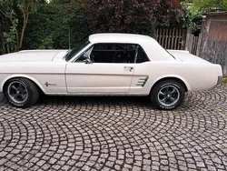 Weiß Gebraucht 1966 Ford Mustang Coupé | 36.300 €