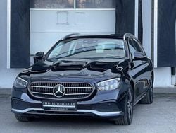Schwarz Gebraucht 2022 Mercedes E220 Avantgarde Limousine | 29.900 € (Guter Preis)
