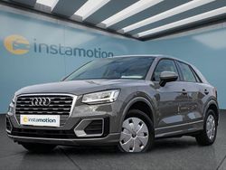 Grau Gebraucht 2020 Audi Q2 Sport SUV | 20.049 € (Etwas zu teuer)