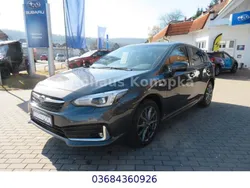 Grau Gebraucht 2020 Subaru Impreza Platinum Limousine | 23.999 €