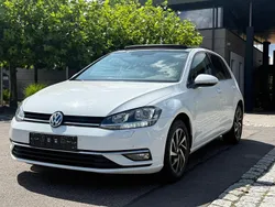 Weiß Gebraucht 2019 VW Golf VII Join Limousine | 12.000 € (Fairer Preis)