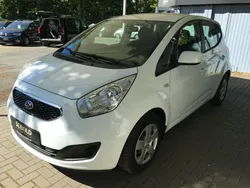 Weiß Gebraucht 2014 Kia Venga Edition 7 Kleinwagen | 10.980 € (Etwas zu teuer)