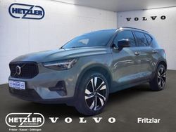 Sage green / metallic Gebraucht 2024 Volvo XC40 Plus SUV | 43.850 € (Teuer)