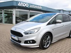 Silber Gebraucht 2018 Ford S-MAX ST-Line Van / Kleinbus | 20.900 € (Fairer Preis)