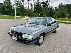 Grau Gebraucht 1986 Audi 100 Limousine | 4.490 €