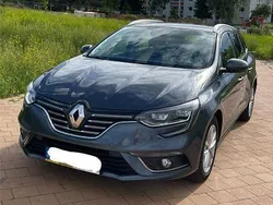 Grau Gebraucht 2017 Renault Mégane IV Intens Limousine | 11.600 € (Fairer Preis)