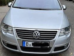 Grau Gebraucht 2008 VW Passat Limousine | 5.499 € (Teuer)