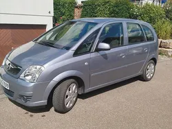 Silber Gebraucht 2006 Opel Meriva Van / Kleinbus | 3.200 € (Fairer Preis)