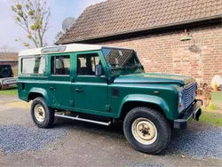 Grün Gebraucht 2005 Land Rover Defender SUV | 24.500 €