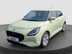 Gelb Gebraucht 2024 Suzuki Swift Comfort Limousine | 16.985 € (Fairer Preis)