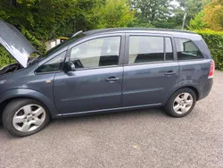 Blau Gebraucht 2006 Opel Zafira Family Van / Kleinbus | 1.600 € (Fairer Preis)