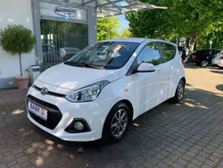 Weiß Gebraucht 2015 Hyundai i10 YES! Kleinwagen | 4.450 € (Fairer Preis)