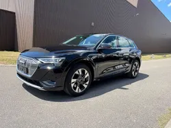 Brillantschwarz Gebraucht 2021 Audi e-tron S-Line SUV | 27.950 € (Superpreis)