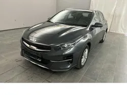 Grau Gebraucht 2022 Kia XCeed Spirit SUV | 20.900 € (Guter Preis)