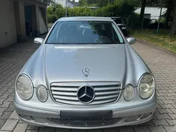 Silber Gebraucht 2004 Mercedes E270 Limousine | 4.500 € (Fairer Preis)