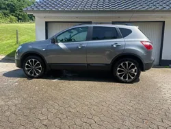 Grau Gebraucht 2013 Nissan Qashqai 360º SUV | 9.000 € (Fairer Preis)