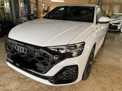 Gletscherweiß metallic Gebraucht 2025 Audi SQ8 Design SUV | 99.000 € (Guter Preis)