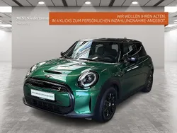 Grün Gebraucht 2022 Mini Cooper SE Kleinwagen | 22.790 € (Teuer)