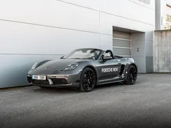 Grau Gebraucht 2025 Porsche 718 Boxster Edition Cabrio | 80.900 € (Teuer)
