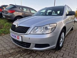 Silber Gebraucht 2009 Skoda Octavia Ambiente Kombi | 3.300 € (Fairer Preis)